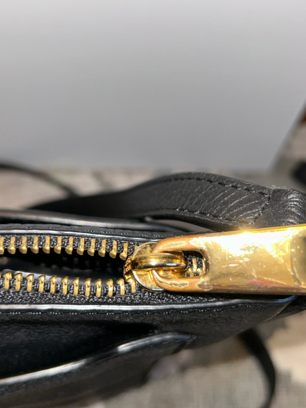 Marc Jacobs pebbled leather tourist crossbody bag - Picture 4 of 5